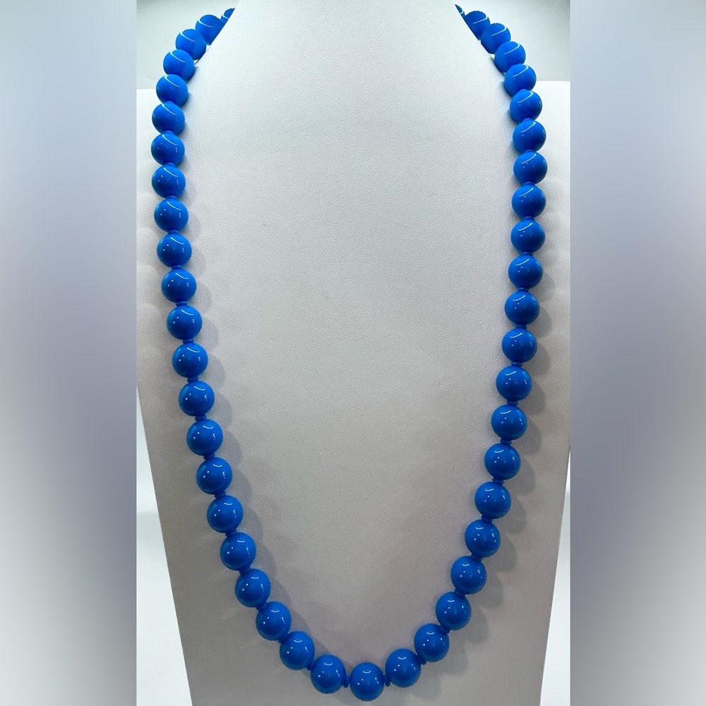 VINTAGE JAPAN LONG BLUE BEAD STRAND NECKLACE